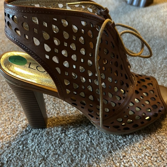 Ann Taylor LOFT Brown Sheera Perforated Boot Bootie Size 6.5 M - Picture 6 of 10